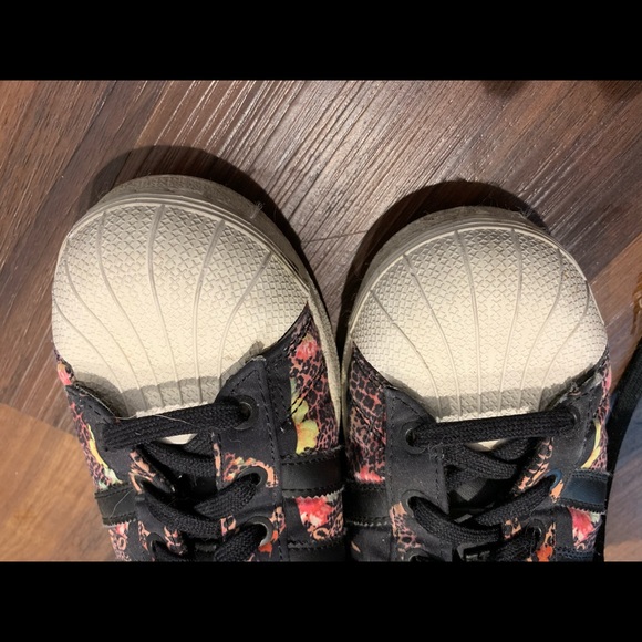 used adidas Originals Superstar Oncada Women's - Picture 4 of 4